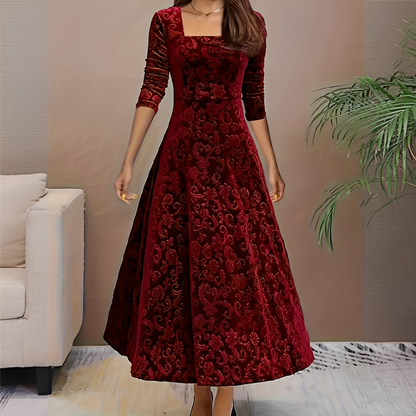 Malvina - Elegant kjole med firkantet halsudskæring til kvinder