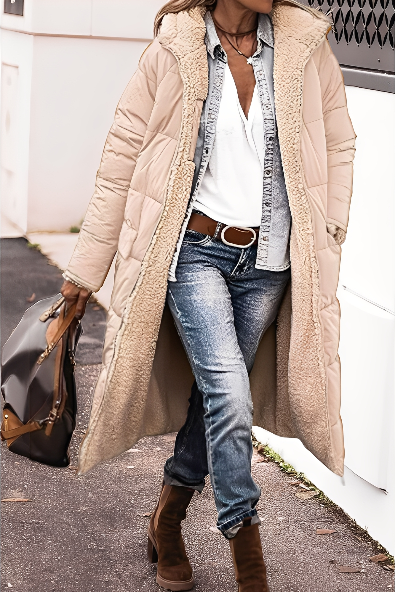 Carina - Elegant parka-frakke med hætte til damer