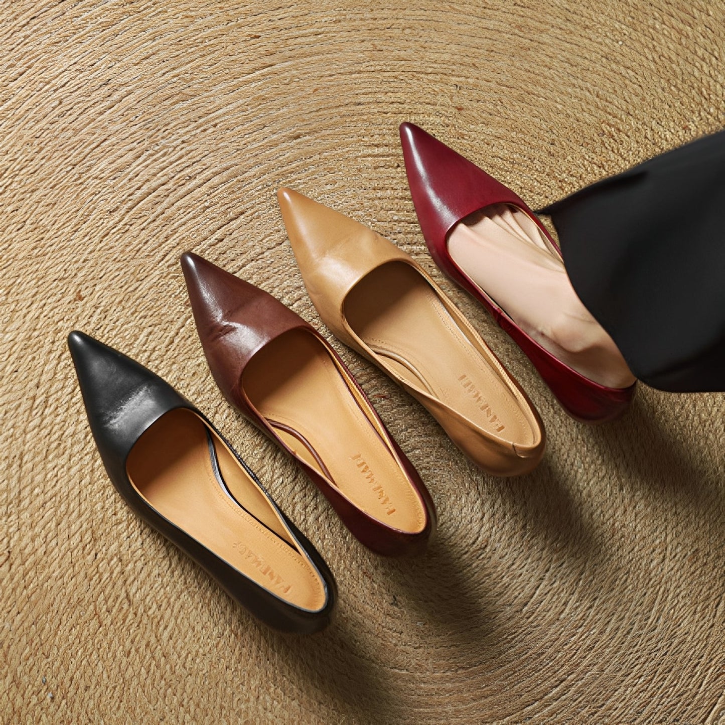 Rhea - Elegante læderpumps med spids tå til damer