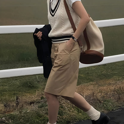 Leona - Klassisk strikvest med V-hals til damer