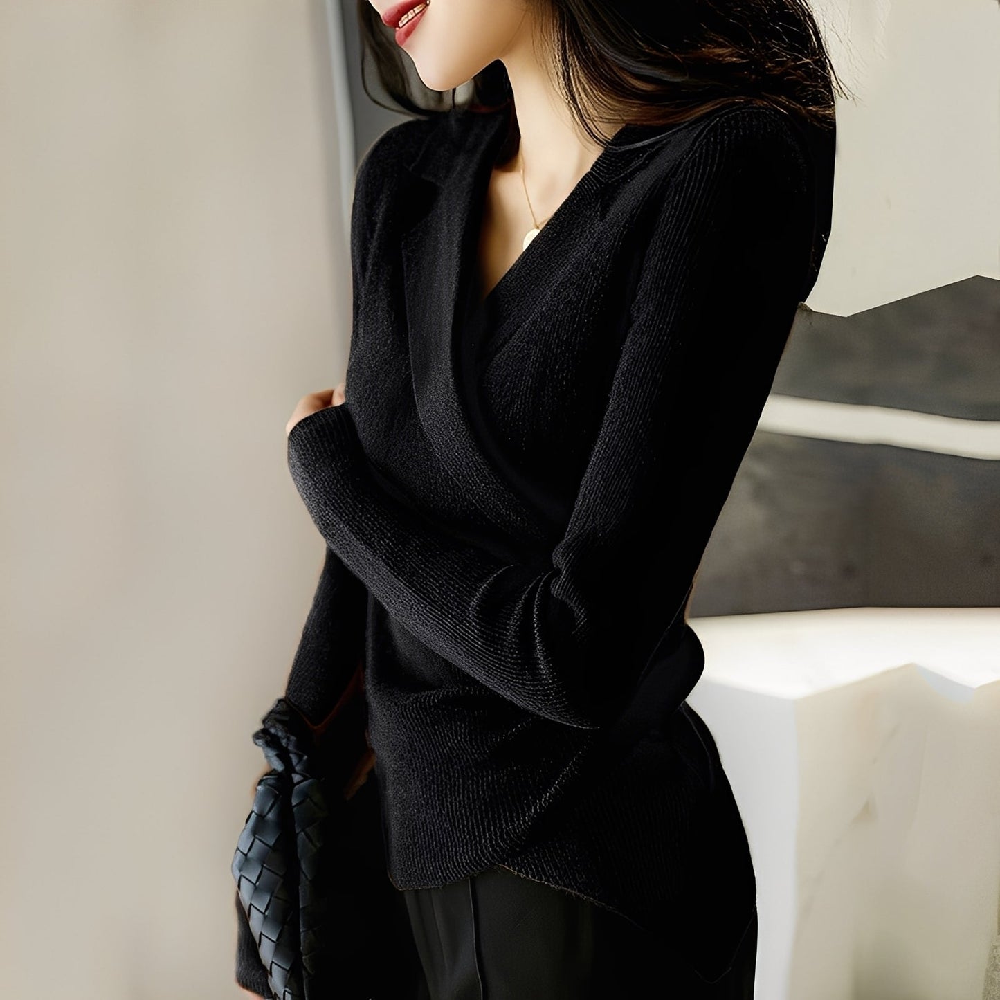 Yara - Elegant sweater med lange ærmer til kvinder