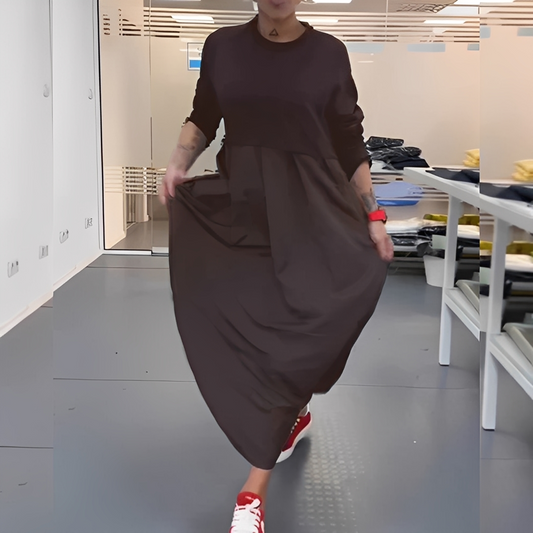 Gisèle - Afslappet kjole med rund hals til kvinder