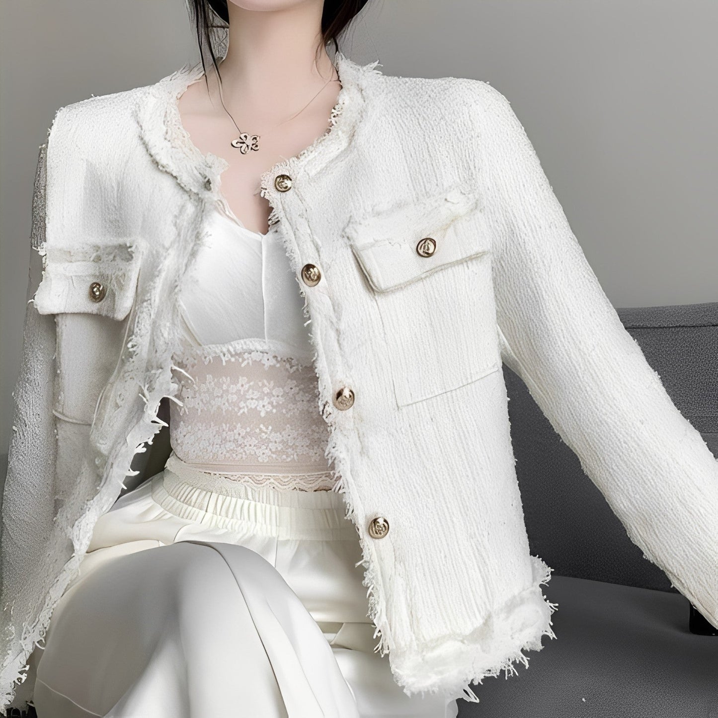 Rexanne - Moderne kort jakke med lommer til damer