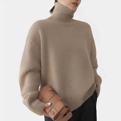 Amilia - Elegant, løst siddende rullekravepullover til damer