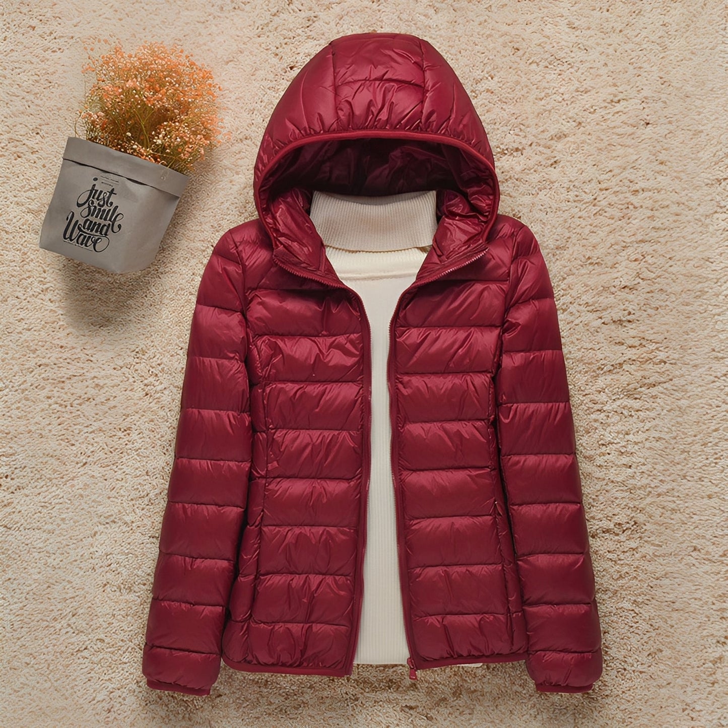 Abbie - Vatteret jakke med hætte til kvinder