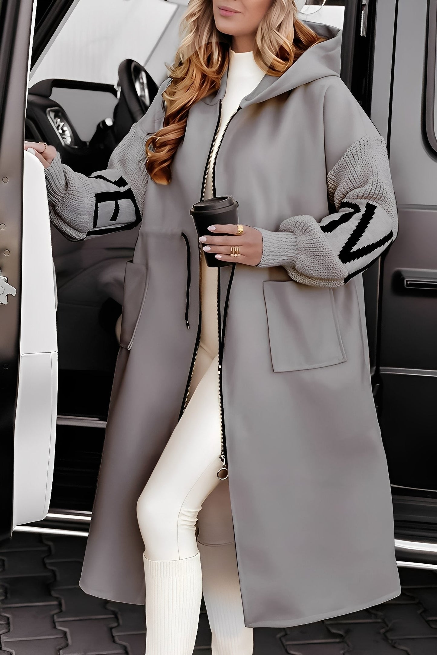 Eloise - Moderne lang jakke med hætte til damer